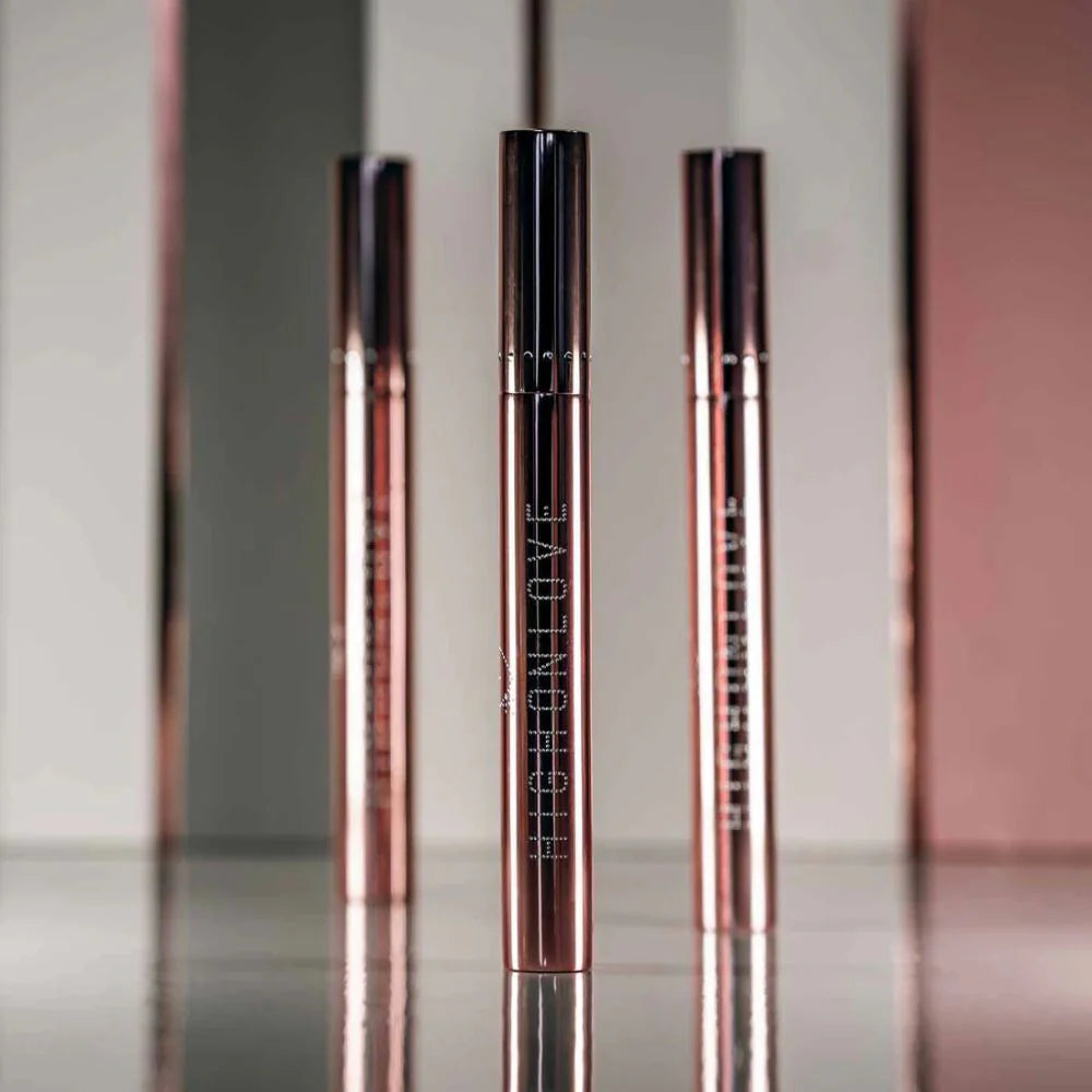 Plumping lip gloss